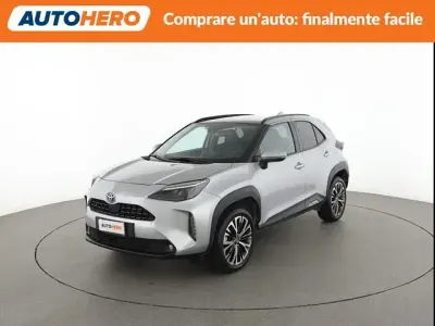 Usata Toyota Yaris Cross Lounge 116 CV (85 kW) 2023 Grigio SUV