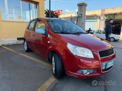 Usata Chevrolet Aveo 2010 Rosso Utilitaria