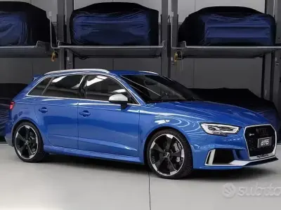 Usata Audi RS3 Sport 400 CV (294 kW) 2017 Blu Berlina