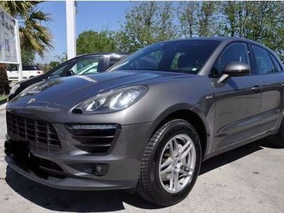 Porsche Macan S