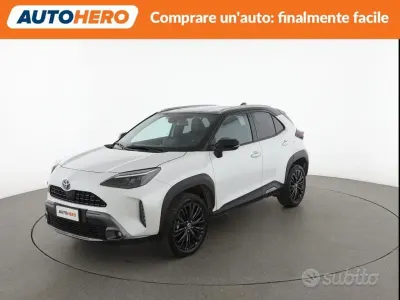 Usata Toyota Yaris Cross 92 CV (67 kW) 2022 Bianco SUV