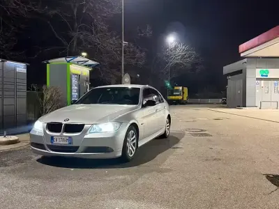 Usata BMW 320 Efficient Dynamics 163 CV (119 kW) 2005 Grigio Berlina
