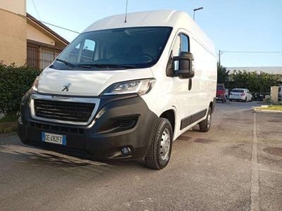 Gebraucht Peugeot Boxer S 140 PS (102 kW) 2021 Weiß Van