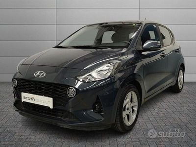 Usata Hyundai i10 67 CV (49 kW) 2023 Grigio Utilitaria