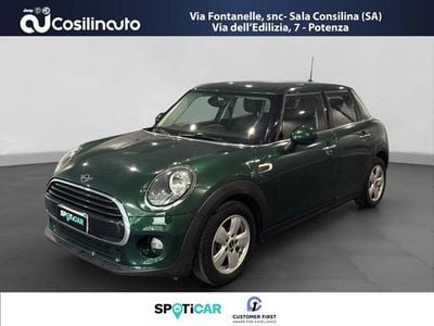 Usata Mini Cooper D 116 CV (85 kW) 2018 Verde Utilitaria