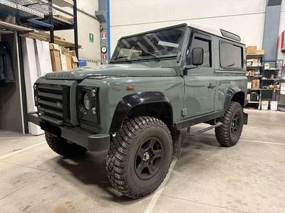 Usata Land Rover Defender S 122 CV (89 kW) 2008 Verde Station wagon
