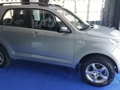 Usata Daihatsu Terios 105 CV (77 kW) 2006 Grigio SUV