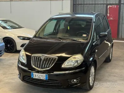 Usata Lancia Musa S 95 CV (69 kW) 2010 Nero Monovolume