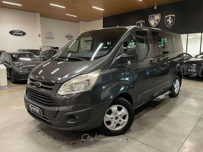 Usata Ford Tourneo Custom Titanium 131 CV (96 kW) 2016 Grigio Furgone