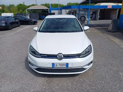 Gebraucht VW Golf VIII Business 131 PS (96 kW) 2020 Weiß Limousine