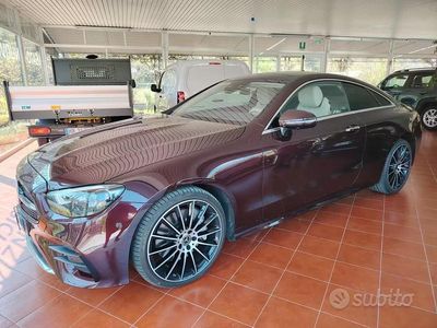 Usata Mercedes E400 Premium Plus 330 CV (242 kW) 2020 Rosso Coupé