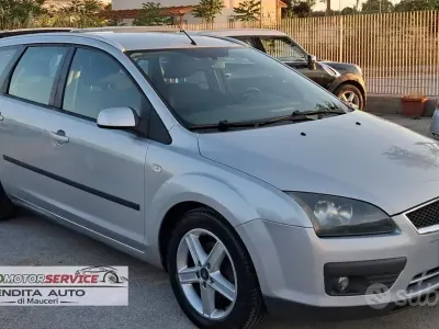 Usata Ford C-MAX 90 CV (66 kW) 2007 Grigio Monovolume