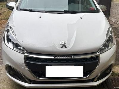 Bianco Usata 2016 Peugeot 208 Utilitaria | 7000 € (Molto cara)