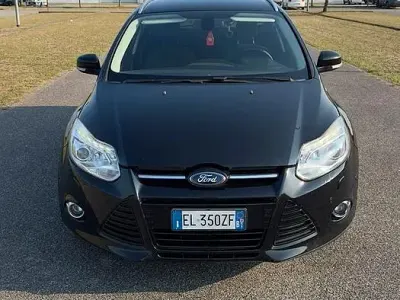 Usata Ford Focus Titanium 163 CV (119 kW) 2012 Nero Station wagon