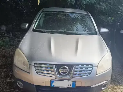 Usata Nissan Qashqai 106 CV (77 kW) 2009 Grigio SUV
