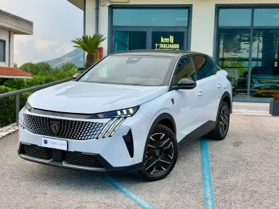 Usata Peugeot 3008 GTi 136 CV (100 kW) 2025 Bianco SUV