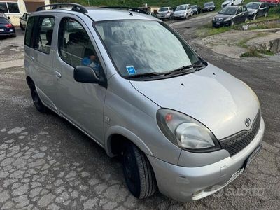 Toyota Yaris Verso