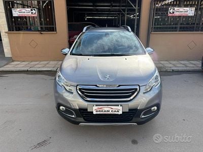 Usata Peugeot 2008 Allure 92 CV (67 kW) 2014 Grigio SUV