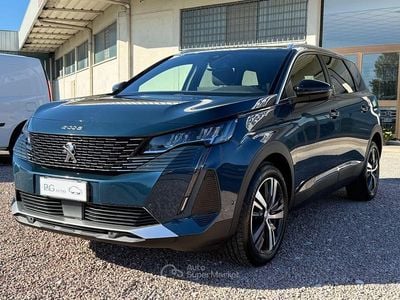 Usata Peugeot 5008 Allure 131 CV (96 kW) 2023 Blu SUV