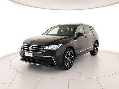 Usata VW Tiguan Allspace R-line 200 CV (147 kW) 2024 Nero SUV