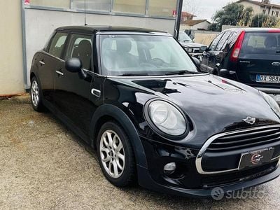 Usata Mini Cooper D Hype 95 CV (69 kW) 2017 Nero Utilitaria