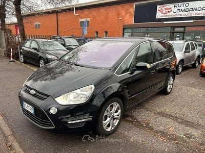Begagnad Ford S-MAX Titanium 140 HK (102 kW) 2011 Svart Minibuss