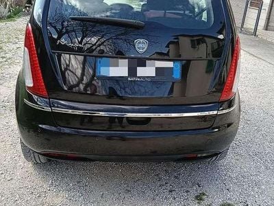 Usata Lancia Musa S 129 CV (94 kW) 2010 Nero Monovolume