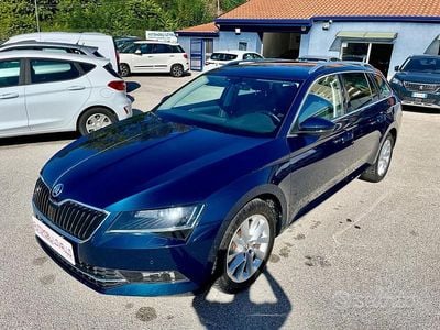 Usata Skoda Superb Executive 150 CV (110 kW) 2018 Blu/azzurro Station wagon
