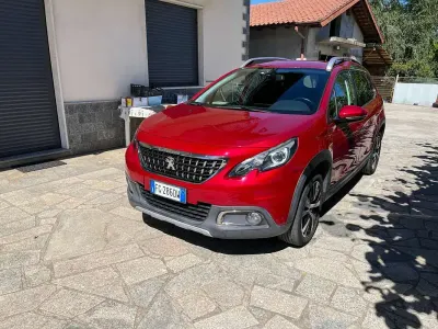 Usata Peugeot 2008 Allure 110 CV (80 kW) 2016 Rosso SUV