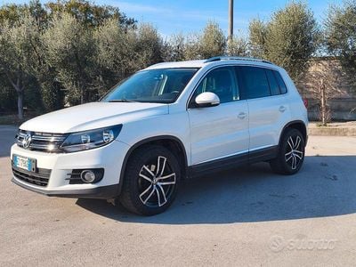 Usata VW Tiguan 140 CV (102 kW) 2015 Bianco SUV