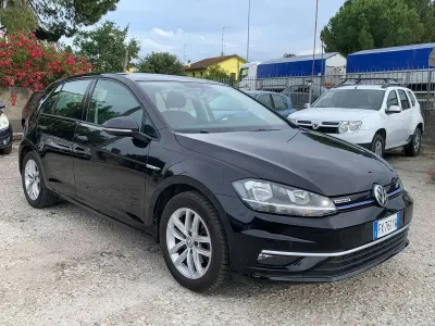 Usata VW Golf VII Business 131 CV (96 kW) 2019 Nero Berlina