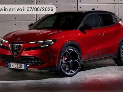 Nuova Alfa Romeo Junior Ti 145 CV (106 kW) 2025 Argento SUV