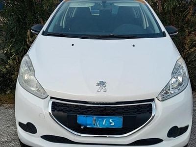 Usata Peugeot 208 2012 Bianco Utilitaria