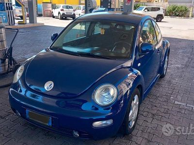 Usata VW New Beetle 1999 Blu Utilitaria