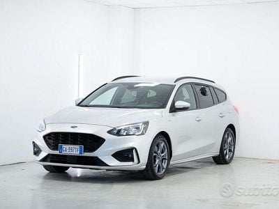 Null Usata 2020 Ford Focus ST-Line Station wagon | 15.900 € (Cara)