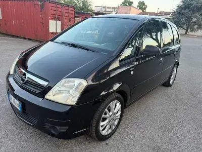 Usata Opel Meriva Cosmo 89 CV (65 kW) 2009 Nero Monovolume