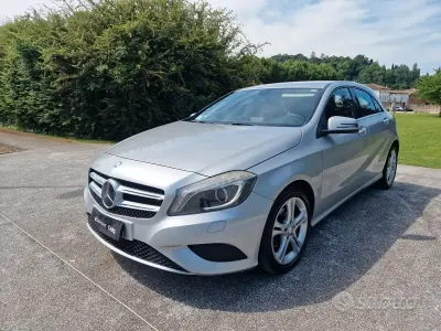 Usata Mercedes A180 Premium 109 CV (80 kW) 2012 Grigio Berlina