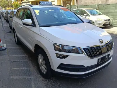 Usata Skoda Karoq Executive 116 CV (85 kW) 2018 Bianco SUV