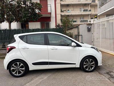 Usata Hyundai i10 Style 46 CV (33 kW) 2017 Bianco Utilitaria