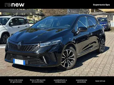 Usata Renault Clio Techno 90 CV (66 kW) 2025 Nero Utilitaria