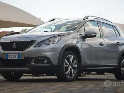 Usata Peugeot 2008 Allure 99 CV (72 kW) 2018 Grigio SUV