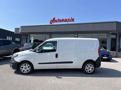Usata Fiat Doblò 105 CV (77 kW) 2021 Bianco Monovolume