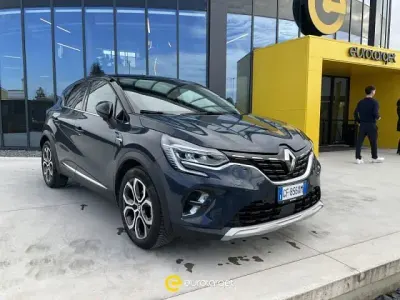 Usata Renault Captur Intens 101 CV (74 kW) 2021 Blu SUV