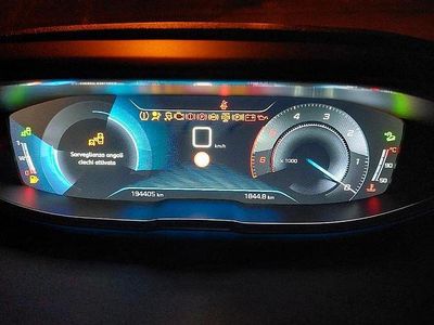 Usata Peugeot 3008 2018 Grigio SUV