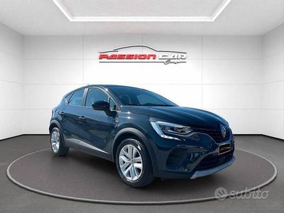 Usata Renault Captur Equilibre 91 CV (66 kW) 2023 Blu SUV