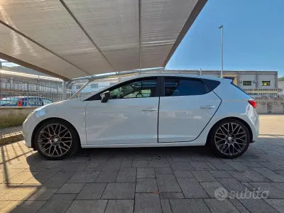 Usata Seat Leon Style 105 CV (77 kW) 2013 Bianco Berlina