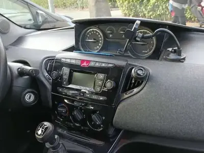 Usata Lancia Ypsilon Silver 69 CV (50 kW) 2021 Utilitaria