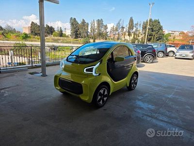 Begagnad XEV Yoyo 7 kW (10 HK) 2022 Grön Halvkombi