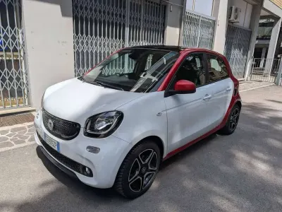 Usata Smart ForFour Prime 90 CV (66 kW) 2016 Bianco Utilitaria