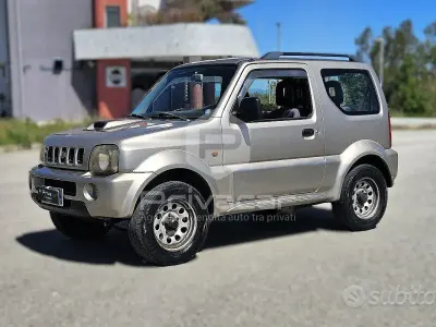 Usata Suzuki Jimny 65 CV (47 kW) 2004 Giallo SUV